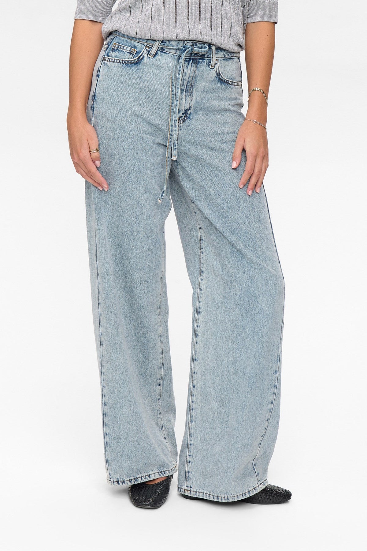 NUBROOKLYN JEANS - Light Blue Bleach