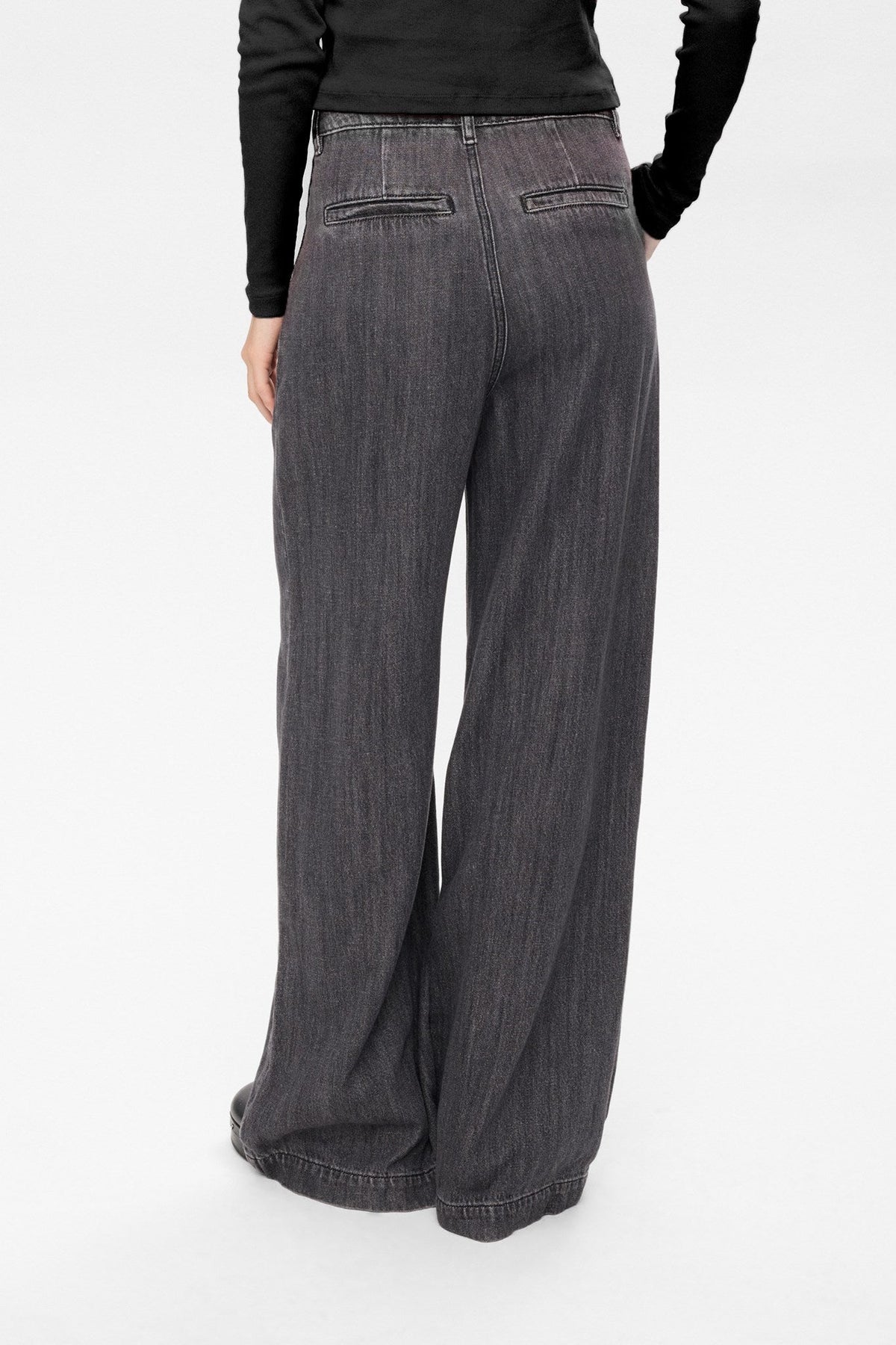NUSEOUL LONG JEANS - Medium Grey Denim