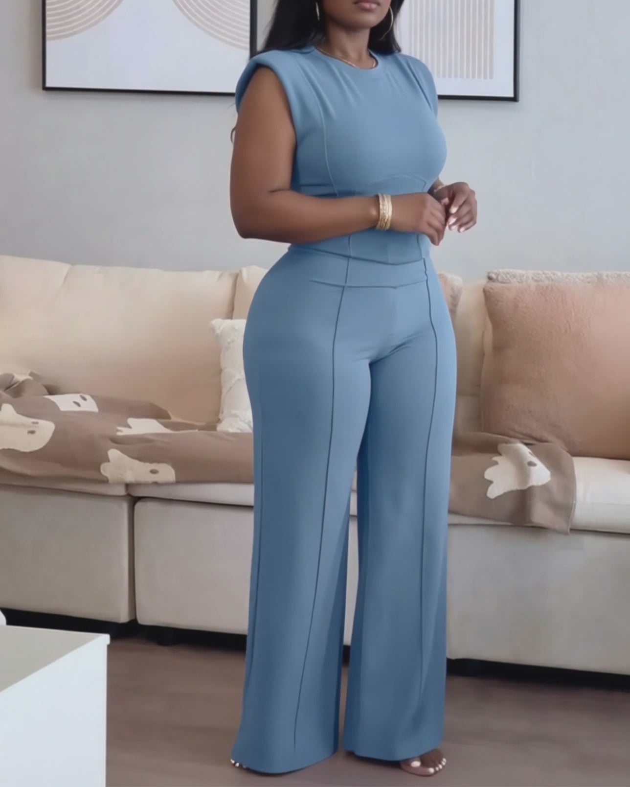 2 Pieces Outfit O-neck Sleeveless Padded Shoulders Cinched Waist Crop Top and Elastic Waist Seam Front Wide Leg Pants Set
