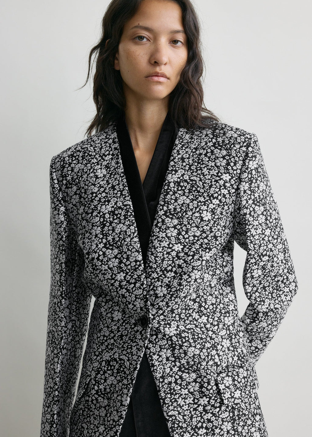 Floral slouch blazer white/black